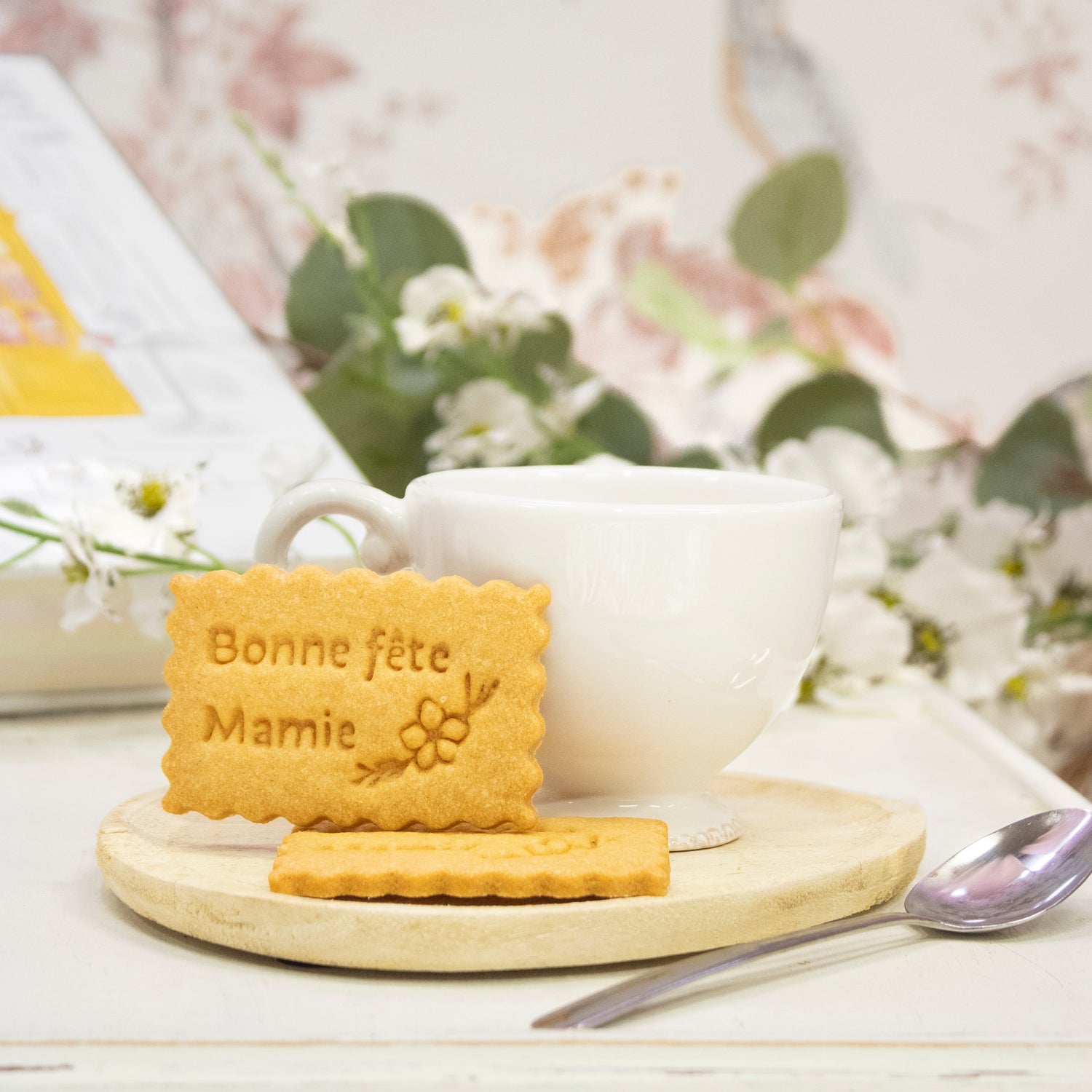 Célébrez la fête des mamies avec des biscuits personnalisés
