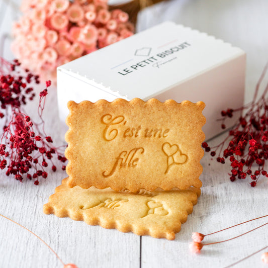Coffret de biscuits personnalisés c'est une fille ! Le Petit Biscuit Français