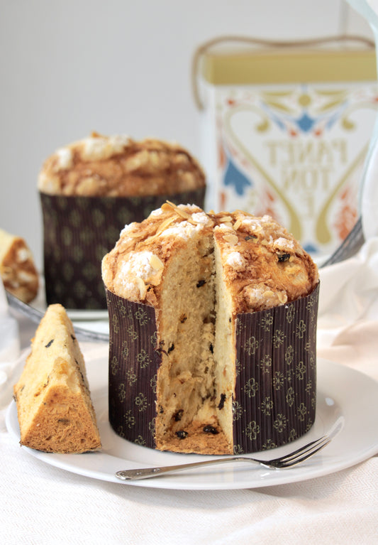 Panettone Gourmand aux Fruits Confits et Raisins Secs