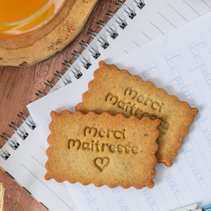 Biscuits merci maîtresse par Le Petit Biscuit Français